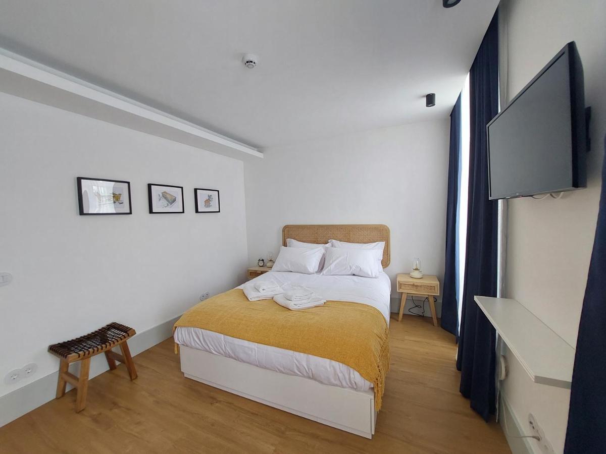 Angra Heritage - City Center Hostel アングラ・ド・エロイーズモ エクステリア 写真