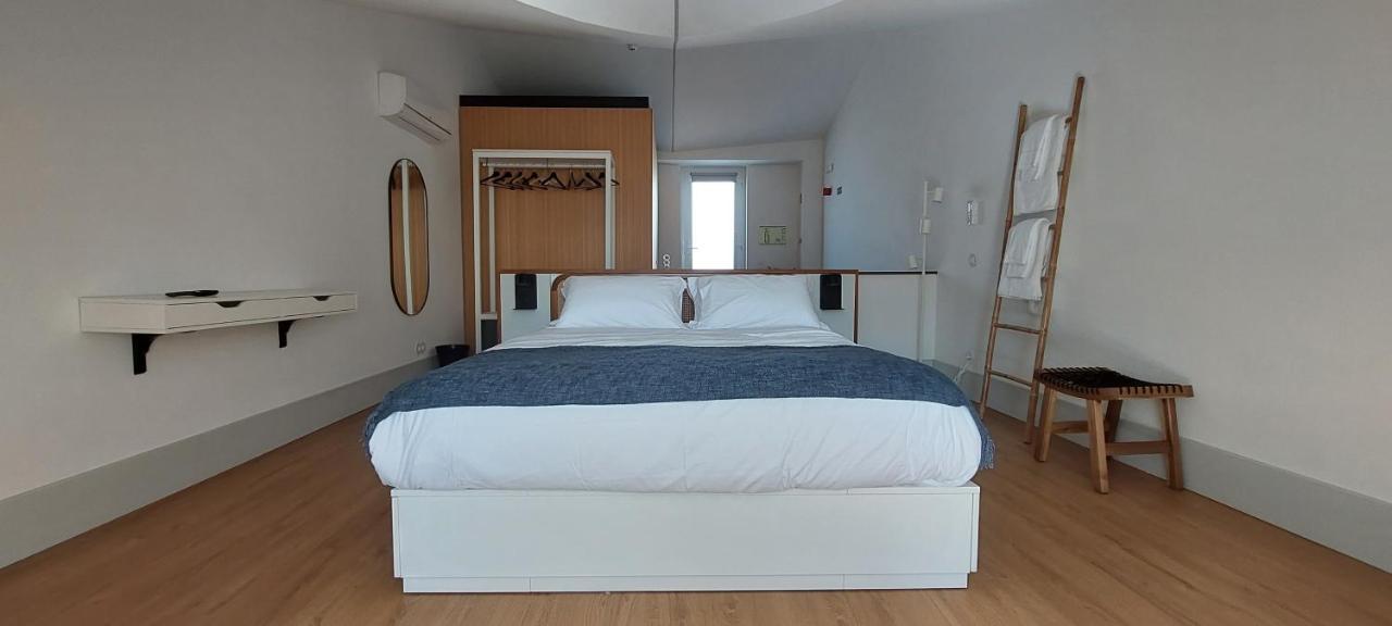Angra Heritage - City Center Hostel アングラ・ド・エロイーズモ エクステリア 写真