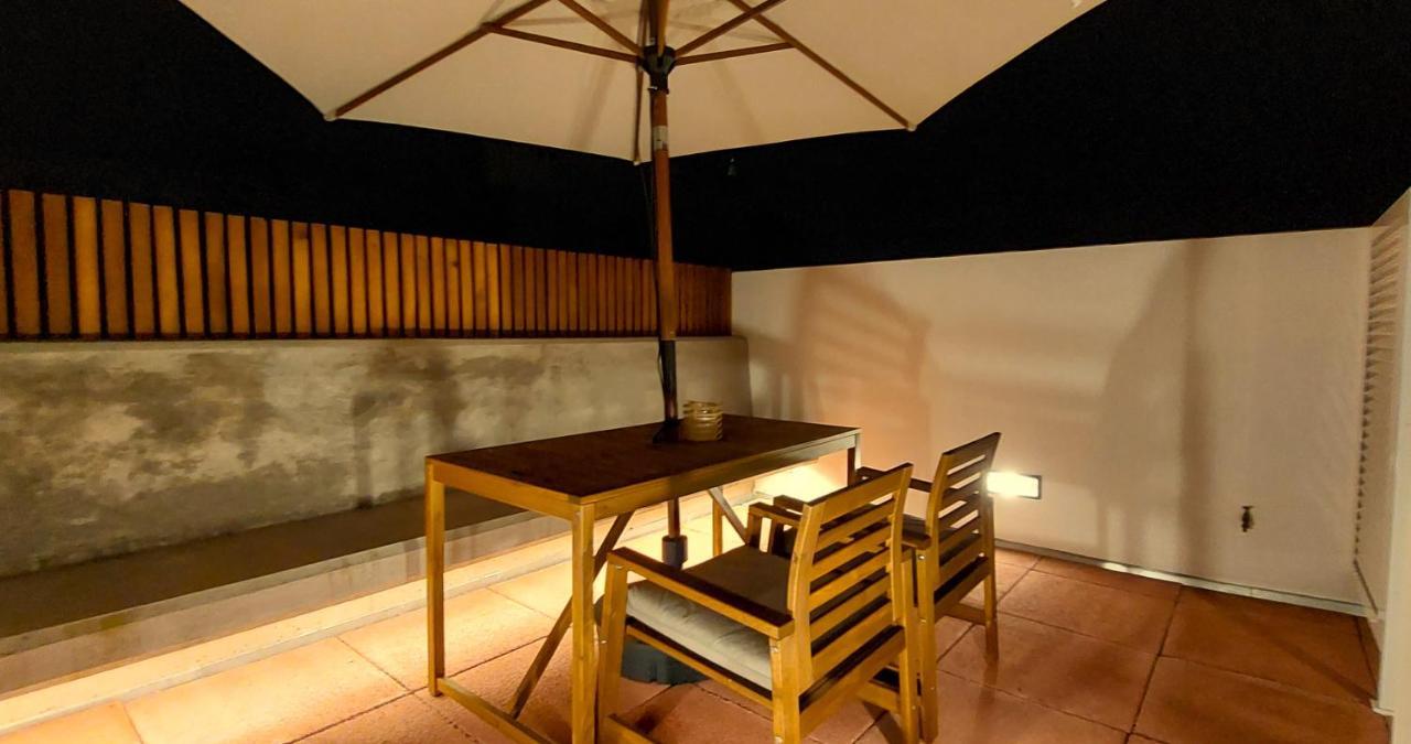 Angra Heritage - City Center Hostel アングラ・ド・エロイーズモ エクステリア 写真